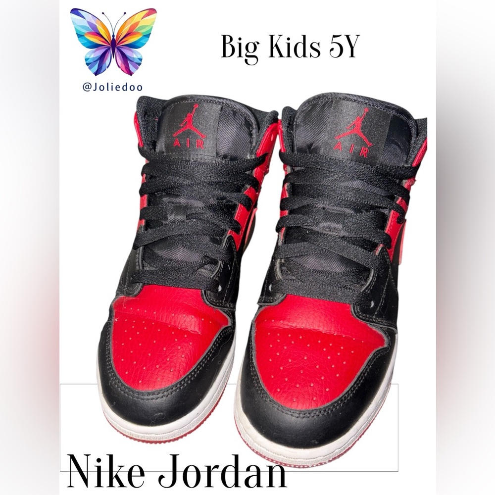 ⭐️Host Pick ⭐️ Air Jordan 1 Mid Red Black White Kids Sneakers